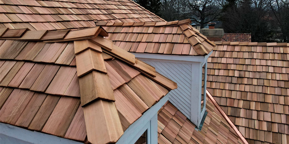 Residential Cedar Roofing  in Chicago  l1