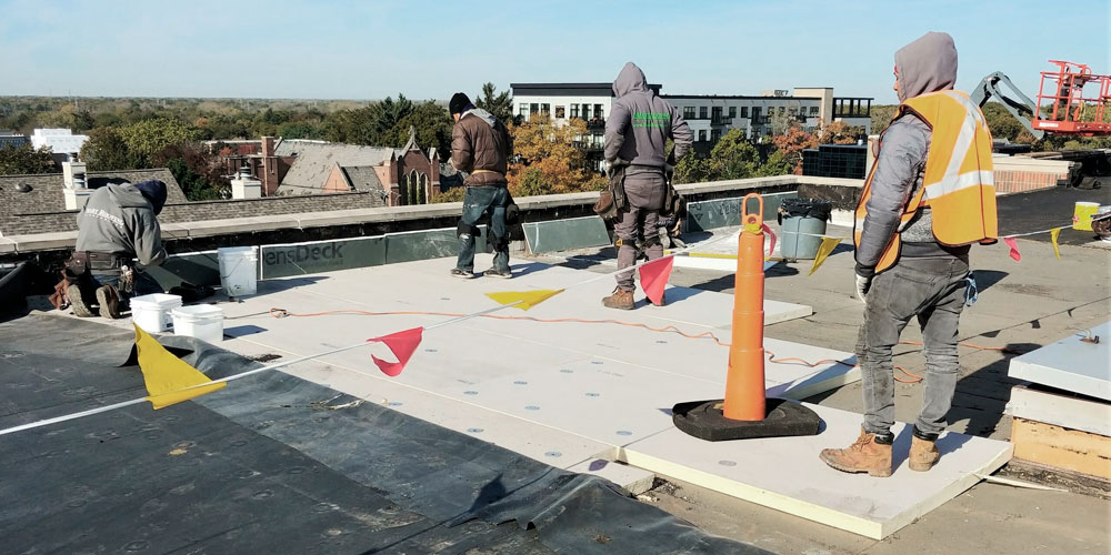 Commercial Flat Roofing in Chicago l3